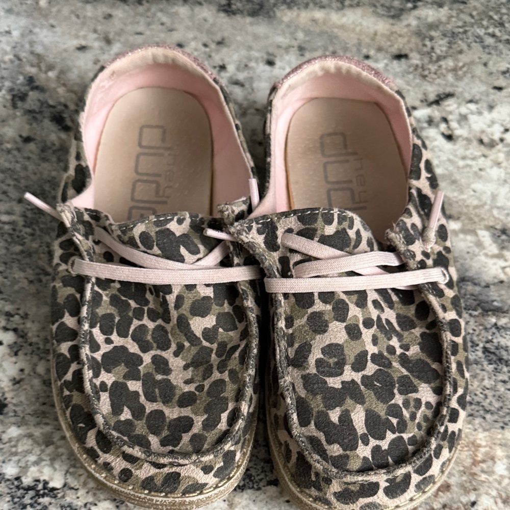 Hey Dude Youth Wendy Leo Nut Shoes